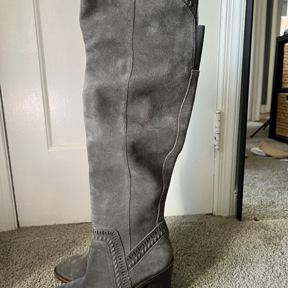 NEW Vince Camuto Madolee Over the Knee Taupe Suede Boots - W10 - Picture 8 of 10